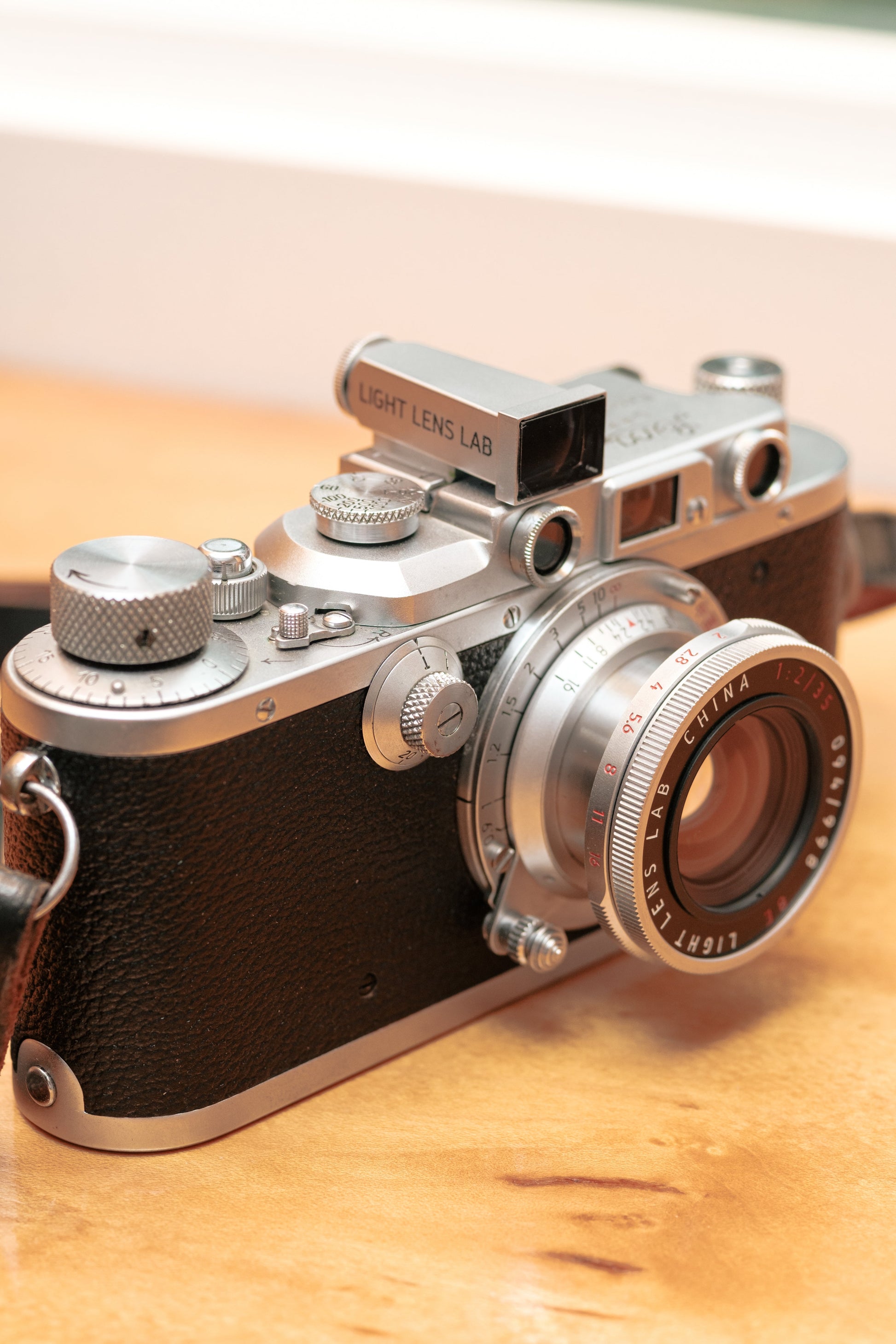 Light Lens Lab, Light Lens Lab WEISU, Light Lens Lab 35mm, Light Lens Lab 35mm viewfinder, 35mm, WEISU, Leica, Leica WEISU, Leica Viewfinder, Leica 35mm, Leica 35mm viewfinder. 