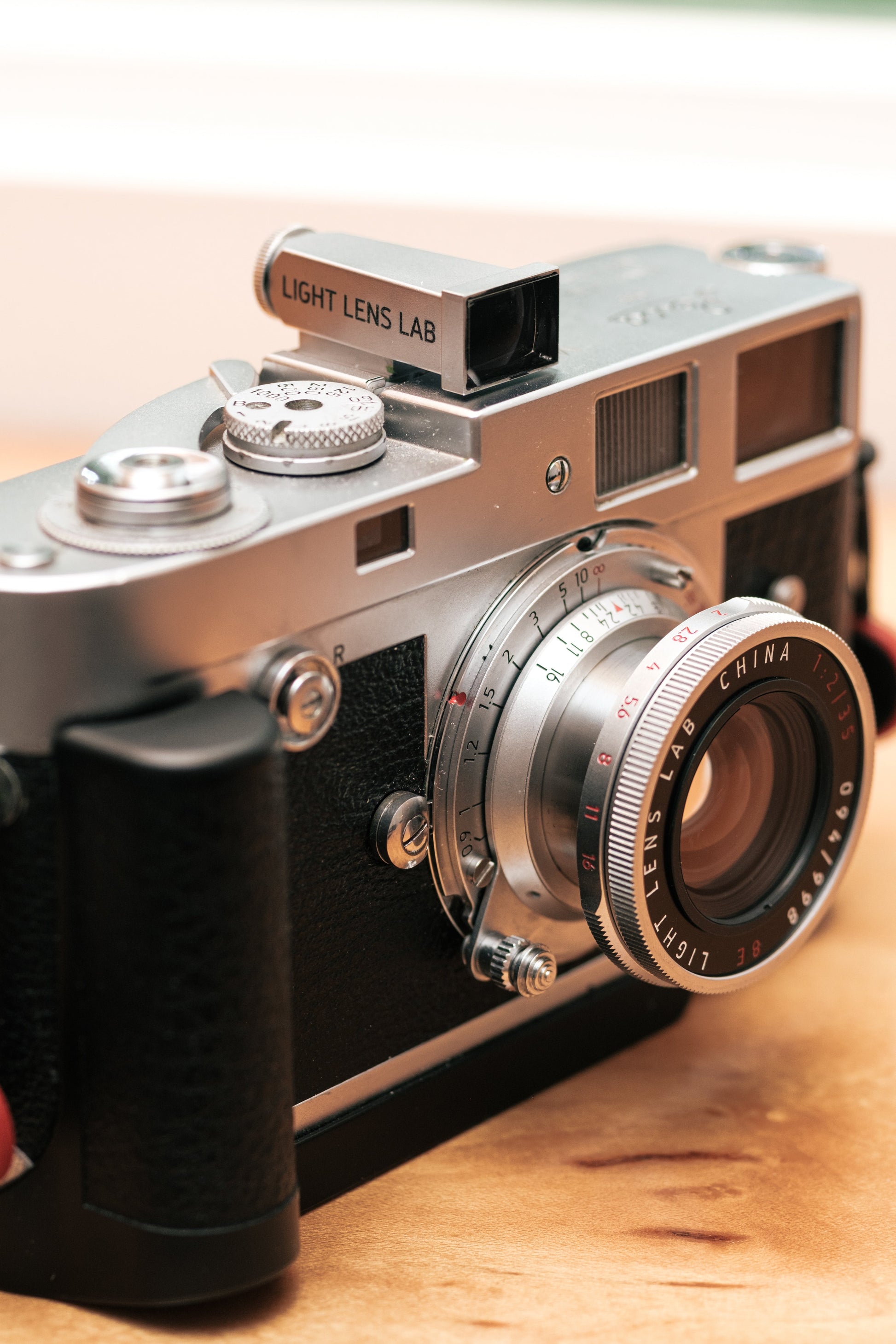Light Lens Lab, Light Lens Lab WEISU, Light Lens Lab 35mm, Light Lens Lab 35mm viewfinder, 35mm, WEISU, Leica, Leica WEISU, Leica Viewfinder, Leica 35mm, Leica 35mm viewfinder. 